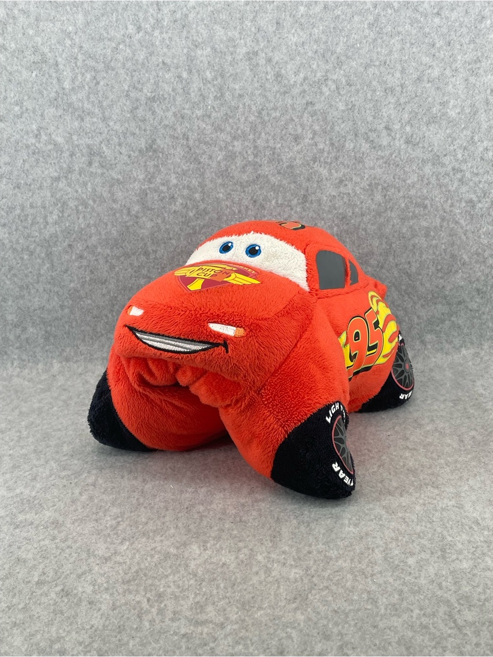 Lightning McQueen Plush Car for Kids - Soft Cuddly Toy